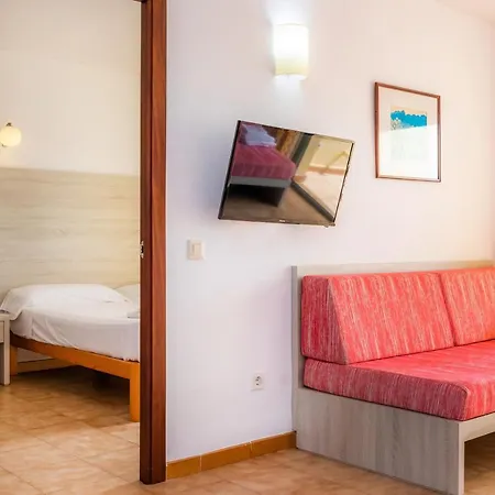 Apto Con Terraza 403 *