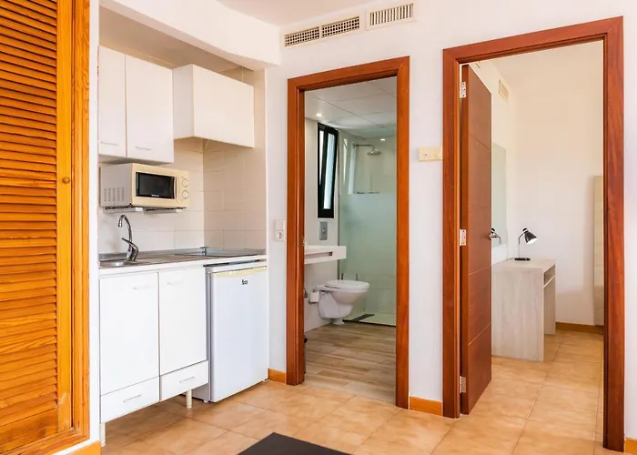 Apto Con Terraza 403 Hébergement de vacances *