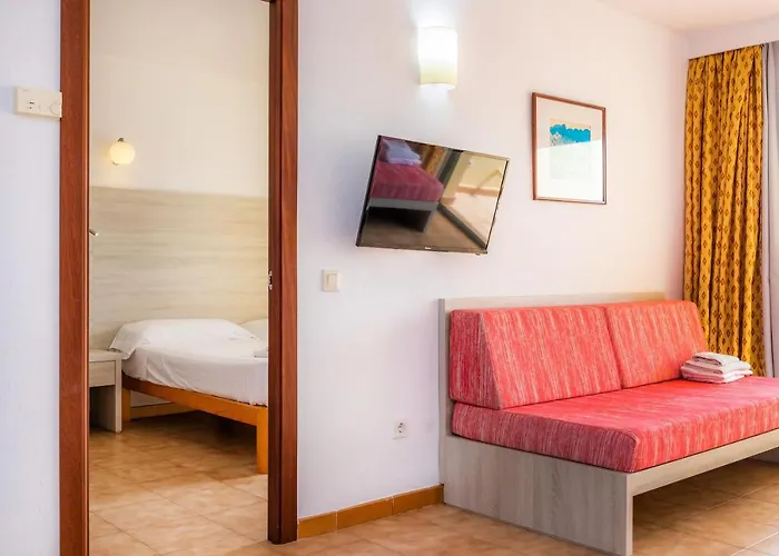 Apto Con Terraza 403 *